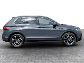 VW Noul Tiguan Life 2,0 TDI DSG thumbnail