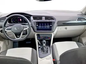 VW Noul Tiguan Life 2,0 TDI DSG thumbnail