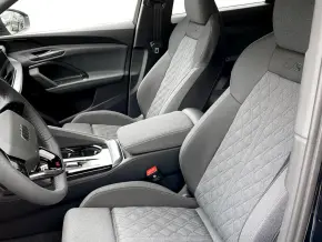 Audi Q5 Sportback 40 TDI quattro thumbnail