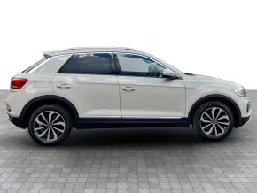VW T-Roc Style 1.5 TSI DSG thumbnail