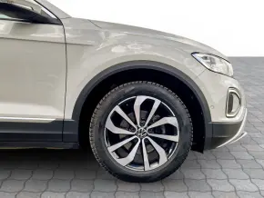 VW T-Roc Style 1.5 TSI DSG thumbnail