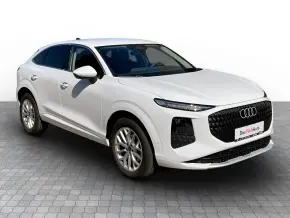 Audi Q3 Sportback 35 TFSI thumbnail