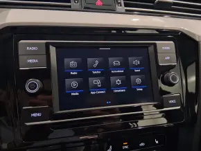 VW Passat Var. Comf.1.5 TSI ACT DSG thumbnail