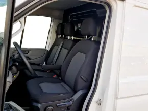 VW Crafter 3.5 Furgon L4H3 FWD 103kW thumbnail