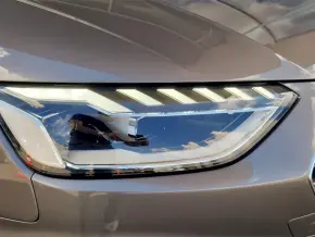 A4 Avant S Line 40 TDI quattro thumbnail