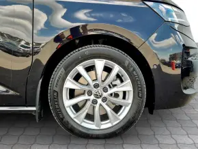 VW Multivan Life L 2.0 TDI 110KW thumbnail