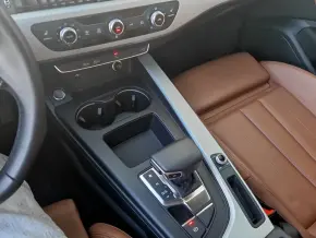 A4 Avant S Line 30 TDI thumbnail