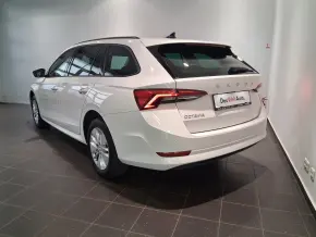 Škoda OCTAVIA COMBI AMBITION 2.0 TDI DSG thumbnail