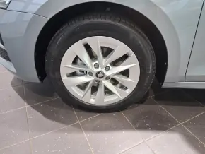 Škoda Octavia Selection 1.5 TSI DSG mHEV thumbnail