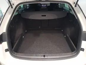 Škoda OCTAVIA COMBI AMBITION 2.0 TDI DSG thumbnail