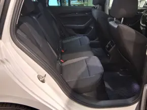 Škoda OCTAVIA COMBI AMBITION 2.0 TDI DSG thumbnail