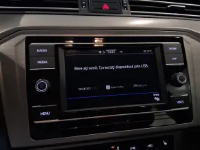 VW Noul Passat Trendline1.5 TSI ACT thumbnail