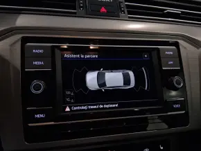 VW Noul Passat Trendline1.5 TSI ACT thumbnail