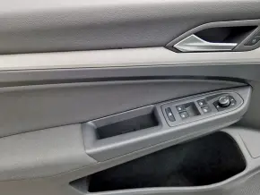 VW Golf Life 1.5 eTSI ACT DSG mild hyb thumbnail