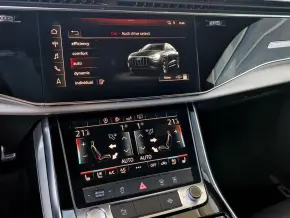 Audi Q8 55 TFSI quattro thumbnail
