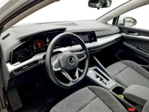 VW Golf Life 1.5 eTSI ACT DSG mild hyb thumbnail