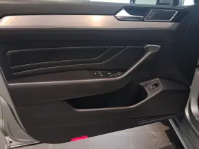 VW Noul Passat High 2.0  biTDI 4Mot DSG TD thumbnail