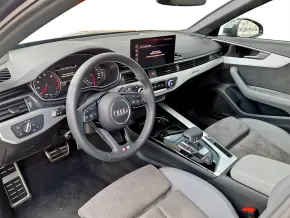 Audi A4 Avant 40 TFSI quattro advanced thumbnail