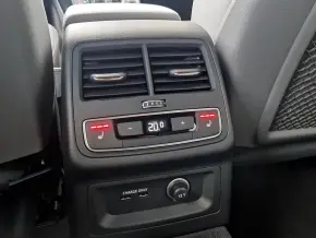 Audi A4 Avant 40 TFSI quattro advanced thumbnail