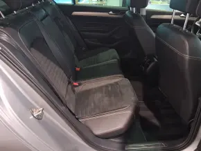VW Noul Passat High 2.0  biTDI 4Mot DSG TD thumbnail