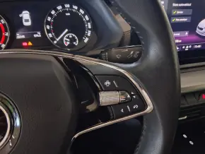 Škoda OCTAVIA AMBITION 1.5 TSI thumbnail