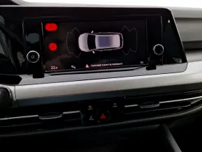 VW Golf Variant Life 2.0 TDI DSG thumbnail