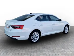 Škoda Superb iV Ambition thumbnail