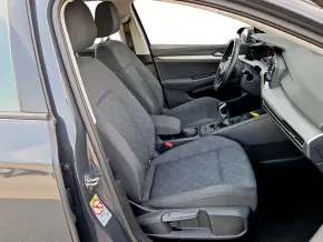 VW Golf Life 1.0 TSI thumbnail