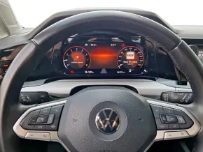 VW Golf Life 1.0 TSI thumbnail