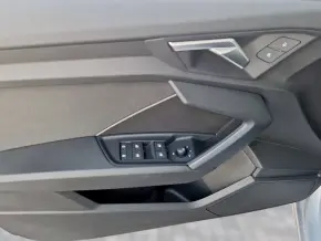 Audi A3 Sportback 30 TDI thumbnail