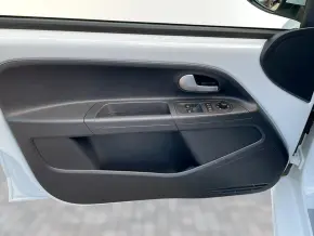 VW e up! entry 4 usi thumbnail