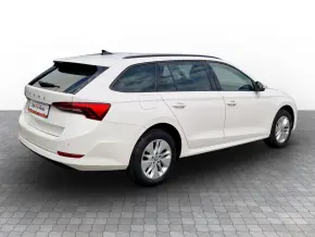 Škoda OCTAVIA COMBI AMBITION 2.0 TDI DSG thumbnail