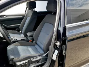 VW Noul Passat GTE - Plug In Hybrid 1.4TSI thumbnail