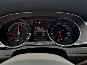 VW Noul Passat GTE - Plug In Hybrid 1.4TSI thumbnail