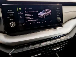 Škoda OCTAVIA COMBI AMBITION 2.0 TDI DSG thumbnail