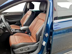 VW Passat Highline 2.0 TDI DSG thumbnail