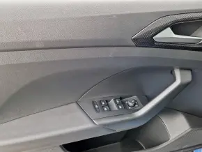 VW Noul T-Cross Advanced 1.5 TSI DSG thumbnail