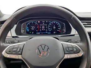 VW Passat Highline 2.0 TDI DSG thumbnail