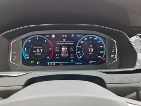 VW Passat Highline 2.0 TDI DSG thumbnail