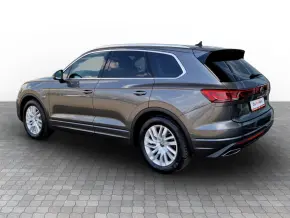 VW Touareg Elegance V6 TDI thumbnail