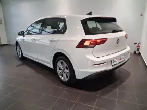 VW Golf Life 2.0 TDI thumbnail
