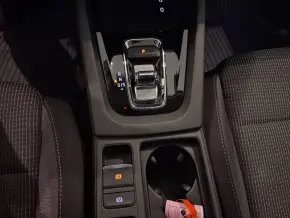 Škoda OCTAVIA COMBI AMBITION 2.0 TDI DSG thumbnail