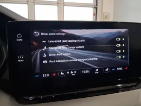 Škoda OCTAVIA COMBI AMBITION 2.0 TDI DSG thumbnail