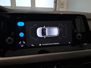 VW Golf Life 2.0 TDI thumbnail