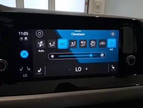 VW Golf Life 2.0 TDI thumbnail