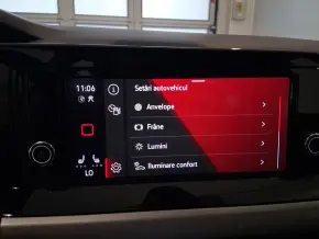 VW Golf Life 2.0 TDI thumbnail