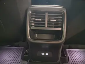 Škoda OCTAVIA COMBI AMBITION 2.0 TDI DSG thumbnail