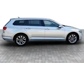 VW Passat Var.Highline 2.0 TDI thumbnail
