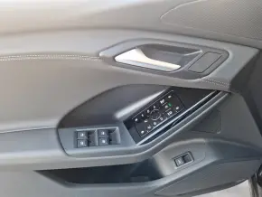 Q6 e-tron quattro thumbnail