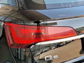 Audi Q5 40 TDI quattro thumbnail